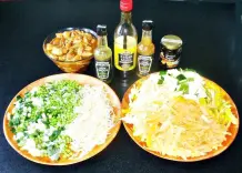 Pikante kalorienarme Suppe im Asiastil