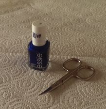 Nagellack-Pinsel schmaler schneiden
