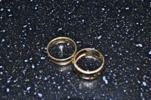 Gold verkaufen: Bruchgold, Zahngold & Altschmuck