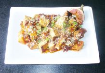 Gebratener marinierter Tofu in fruchtiger Apfel-Feigensoße