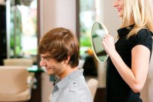 Haare nach dem Besuch beim Coiffeur / Frisör entfernen