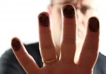 Druckertinte von den Händen entfernen