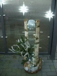 Moderne Außendekoration für den Hauseingang herstellen