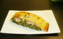 Spinat-Feta-Strudel mit frischem Wildlachs
