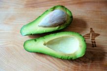 Avocadokerne nicht wegwerfen, sondern nutzen