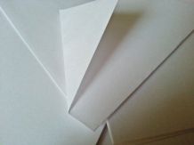 Schmerzfrei nach Schnitt mit Papier