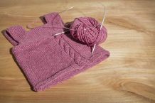 Sperrige Seile von Rundstricknadeln geschmeidig machen