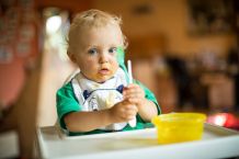 Baby- und Kinderkleidung wird (fast) ohne große Mühe sauber