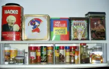 Altes CD-Regal wird zum Gewürzschrank