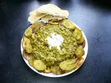 Indisches Dal (Dhal, Daal) mit Kochbananen und Kokosmilch