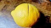 Verhindern, dass die Äpfel beim Schälen braun anlaufen