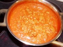 Tomatensuppe mit Reis und Hackbällchen