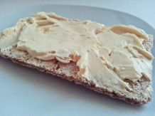 Brotaufstrich - Hummus mit geröstetem Knoblauch