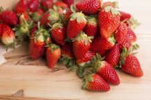 Gegen Obstflecken auf Naturholzmöbeln