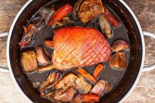Geschmorter Schweinebauch in Chilisauce