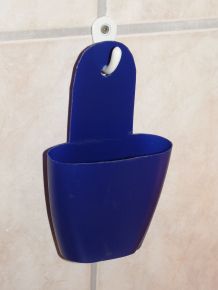 Halter für Shampoo-Flaschen
