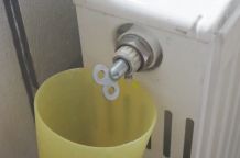 Luft im Heizkörper - entlüften!