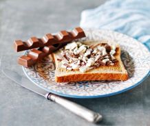 Was Süßes auf Toast? Nimm Kinderschokolade