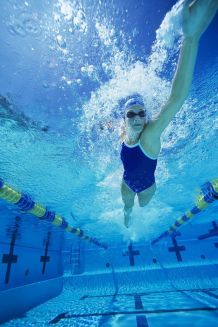 Haltbare Badehosen und Badeanzüge für Vielschwimmer