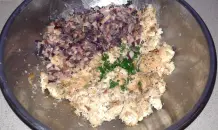 Rote oder grüne Knödel