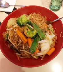 Gebratene chinesische Nudeln