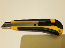 Klingen vom Cuttermesser einfach & sicher abbrechen