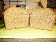 Buttermilchbrot mit Nüssen