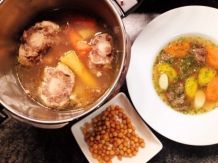 Ochsenschleppsuppe aus dem Schnellkochtopf