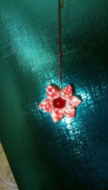 Blumen aus Stoff herstellen