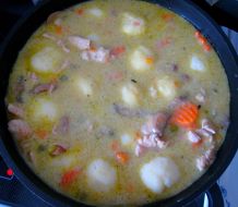 Putengeschnetzeltes mit Kartoffelklößchen