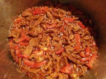 Rindergeschnetzeltes mit Paprika und Reis