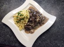 Boeuf Stroganoff nach Art des Hauses