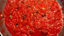 Spaghetti mit freurigem Tomatensugo