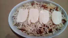 Überbackene Mini-Maccaroni mit würziger Hackfleischsoße