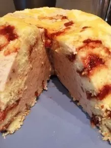 Erdbeer-Buttermilch-Torte