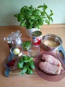 Hähnchenbrust mit gehackten Tomaten