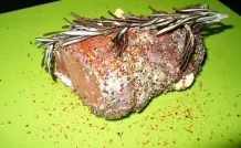 Schweinelachs mit bunter Pfefferkruste aus dem Backofen