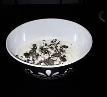 Erfrischendes Joghurteis mit reinem Pfefferminzöl
