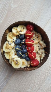 Porridge mit geriebenem Apfel & Zimt: Das leckerste vegane Frühstück!