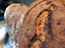 (Kürbis)-Urdinkelbrot frisch aus dem eigenen Backofen