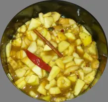 Fruchtiges Birnenchutney auf orientalische Art