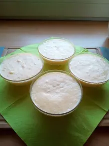 Leichte Pfirsichcreme