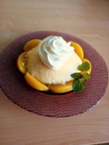 Leichte Pfirsichcreme