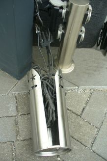 WC-Rollenhalter wird zum Versteck für Kabel