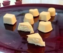 Zartschmelzende Weiße Schokoladen-Orangen-Pralinen