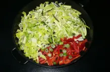 Lauwarmer asiatischer Rindfleischsalat & asiatische Rindfleischpfanne