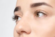 Schön gebogene Wimpern