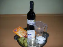 Rotwein-Sahne-Pudding