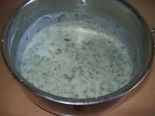 Gedünsteter Seelachs mit frischer Kräutersoße
