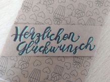 Verpackung für einen Gutschein entwerfen und herstellen
